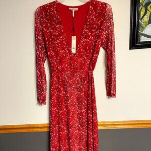 NWT Red BCBGeneration Red Floral Long Sleeve Wrap Dress Size 16 Mesh